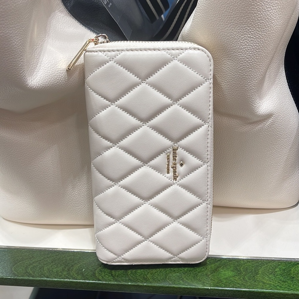 Kate Spade Carey Large Continential Wallet
Parchment - Picture 16 of 16